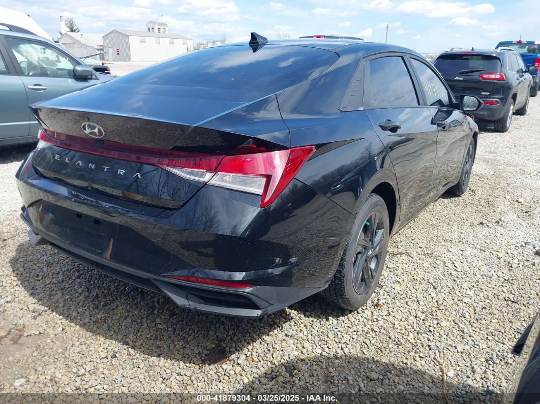 Hyundai Elantra 2022