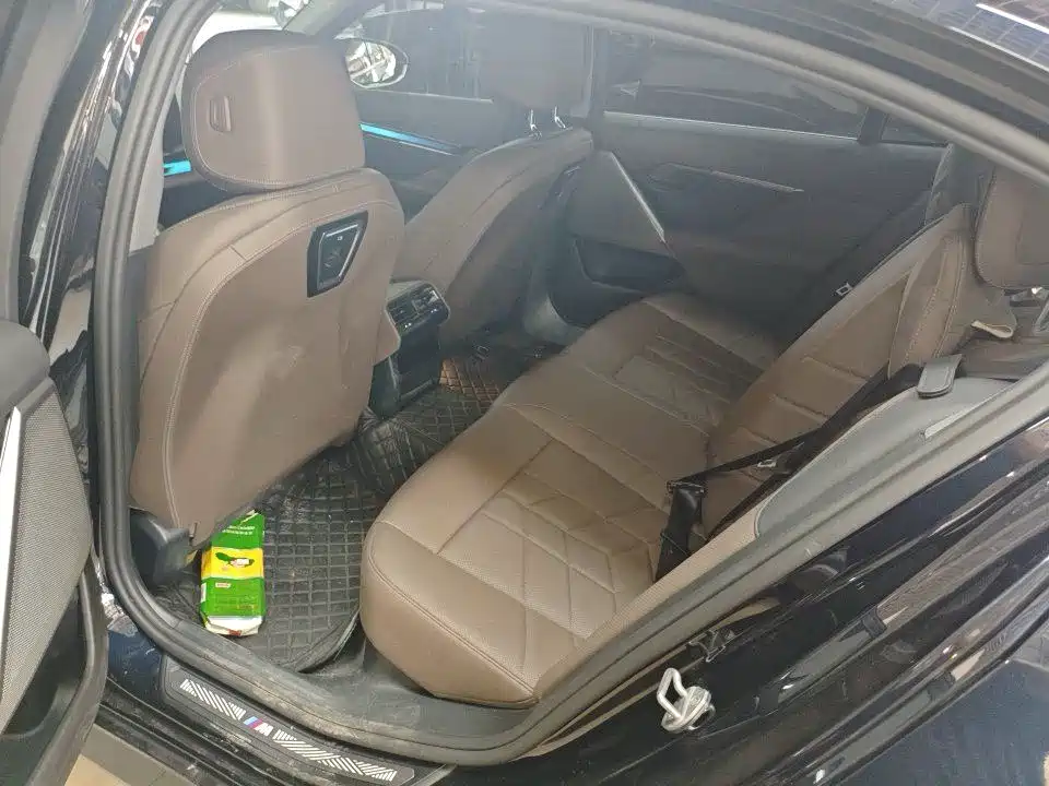 BMW 5 серии 2025