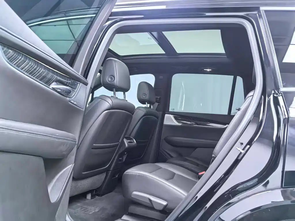 Cadillac XT6 2021