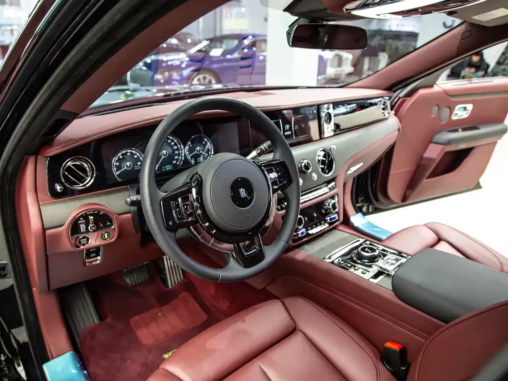 Rolls-Royce Ghost 2024