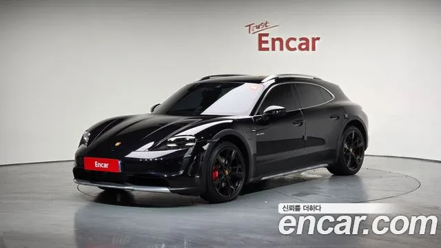 Porsche Taycan 2022