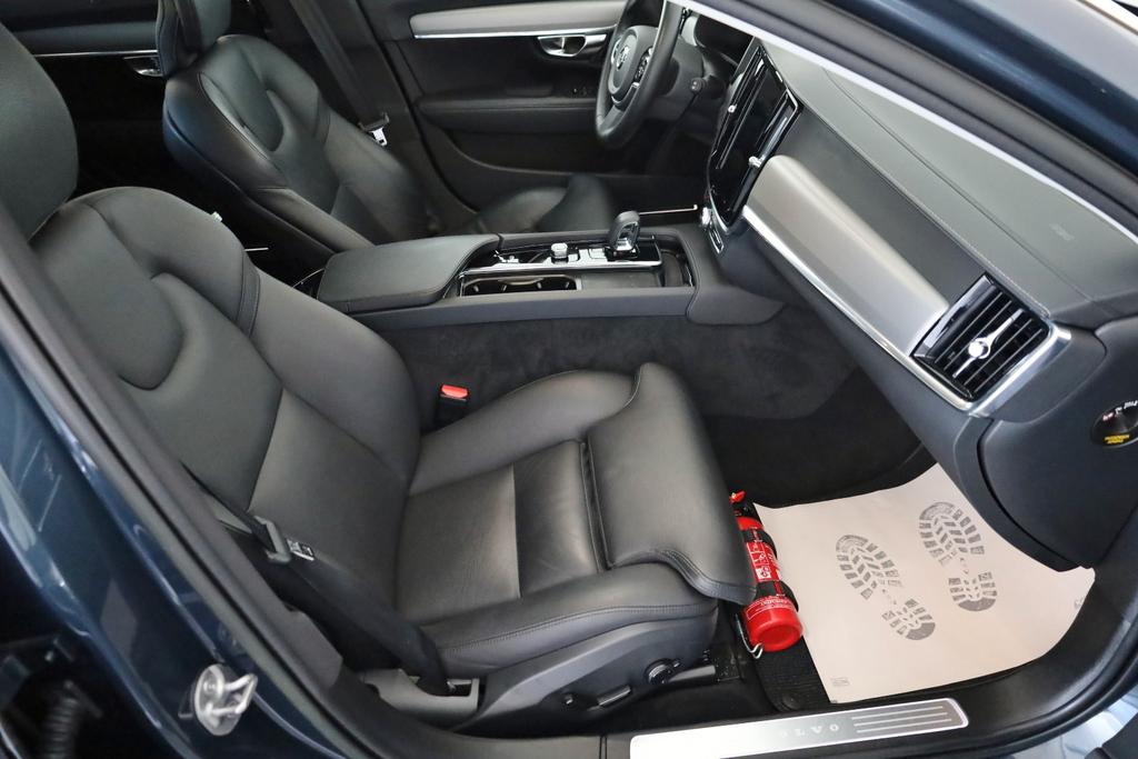 Volvo V90 Cross Country 2022