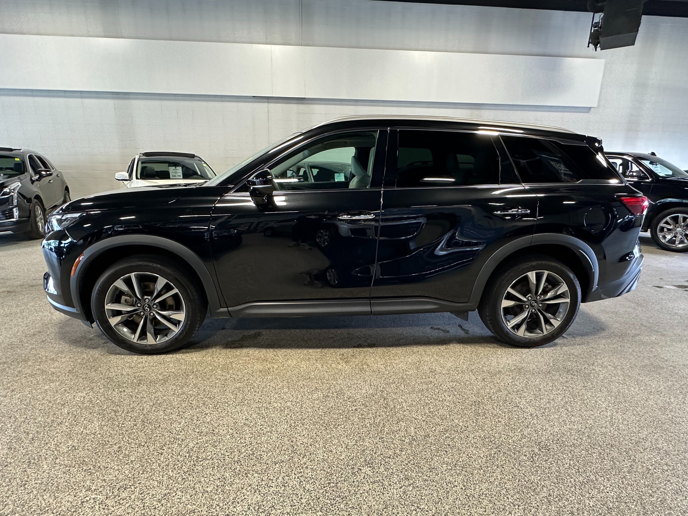 Infiniti QX60 2023