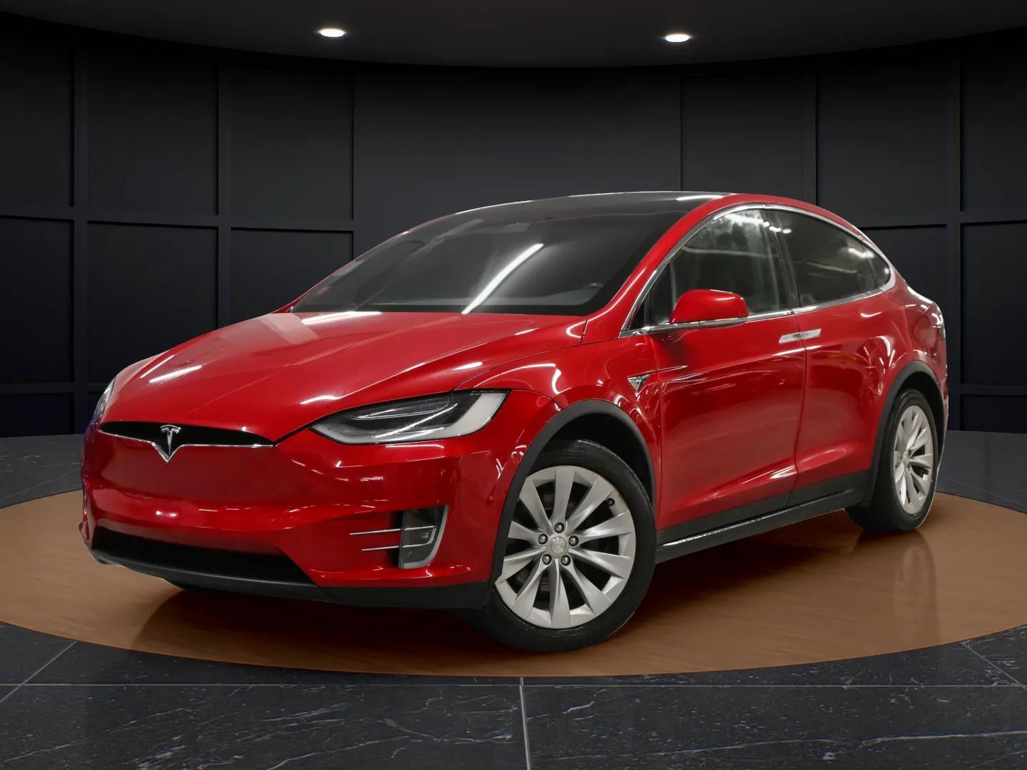 Tesla Model X 2020