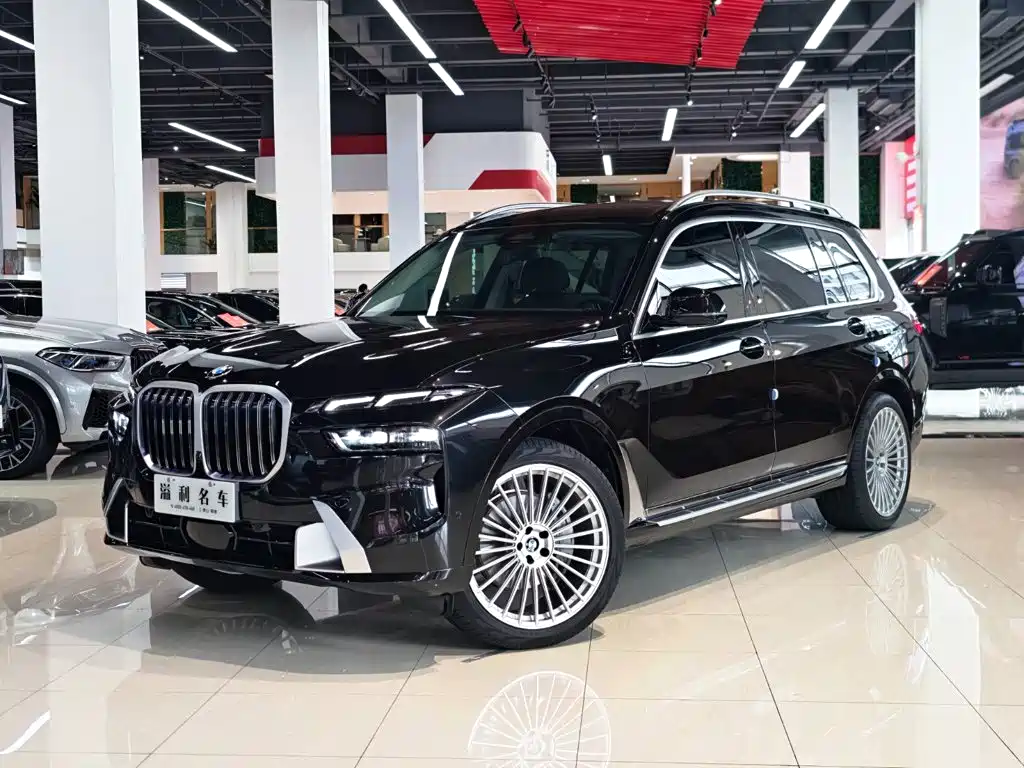 BMW X7 2025