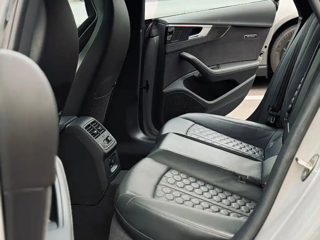 Audi RS 5 2024