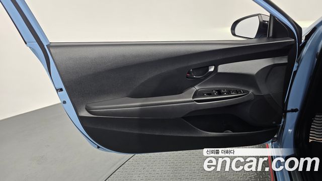 Hyundai Veloster 2022