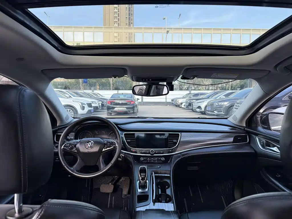 Buick LaCrosse 2021