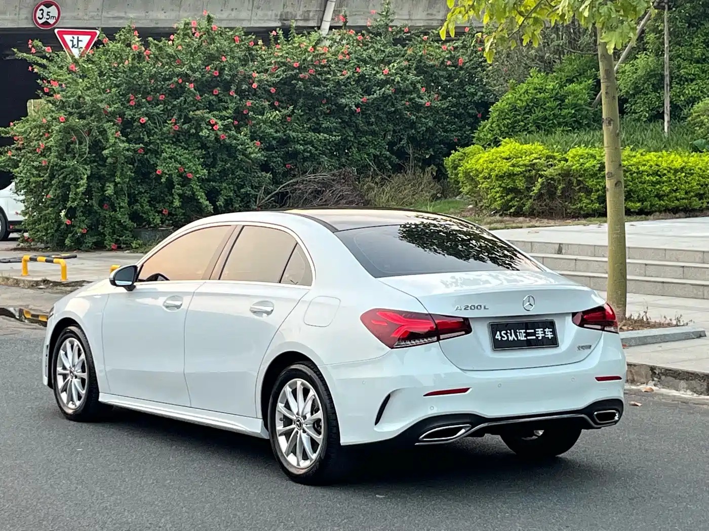 Mercedes-Benz A-Класс 2022