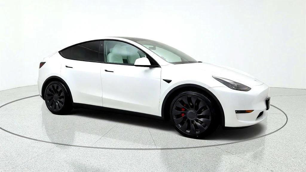 Tesla Model Y 2022