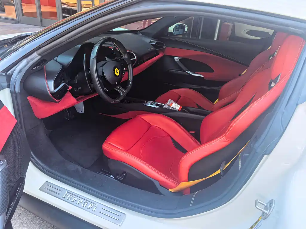 Ferrari 296 2025