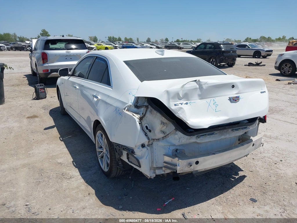 Cadillac CT4 2021