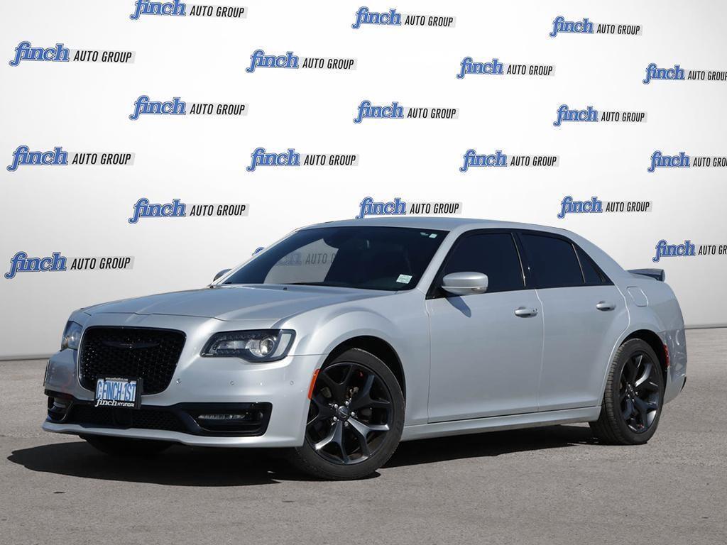 Chrysler 300 2021