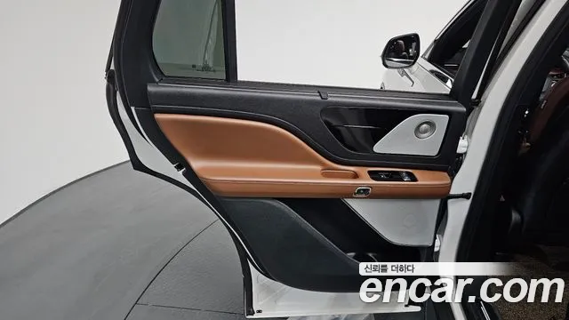 Lincoln Aviator 2023