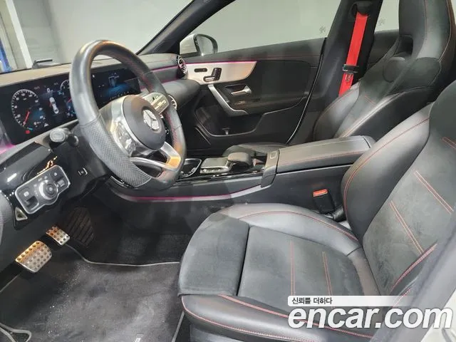 Mercedes-Benz CLA 2021