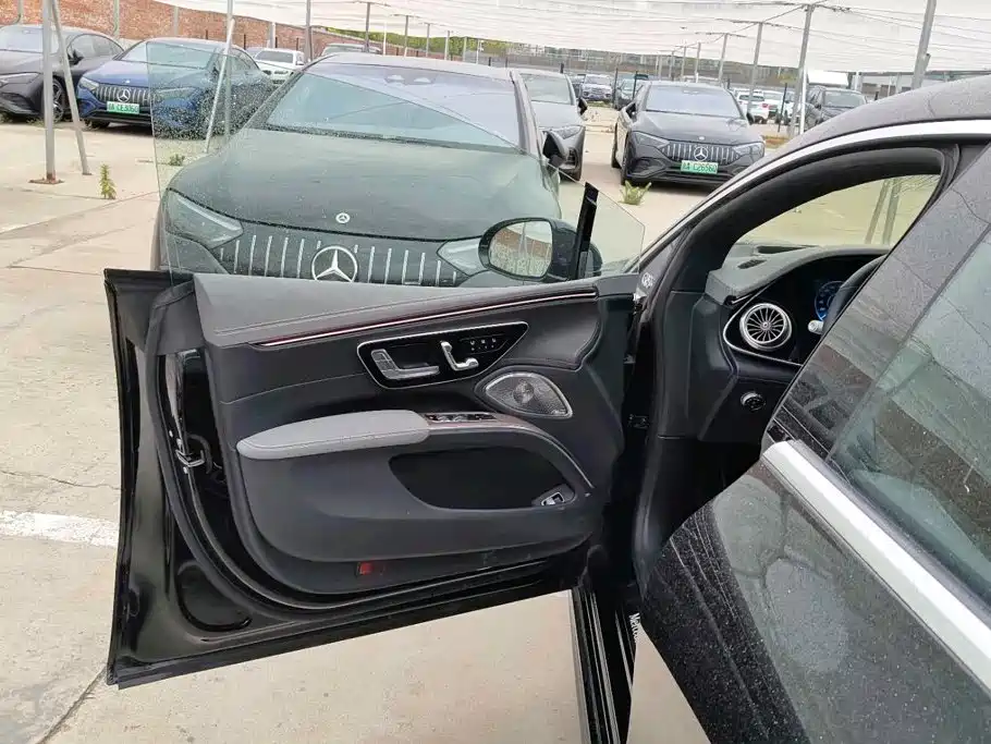 Mercedes-Benz EQS 2025