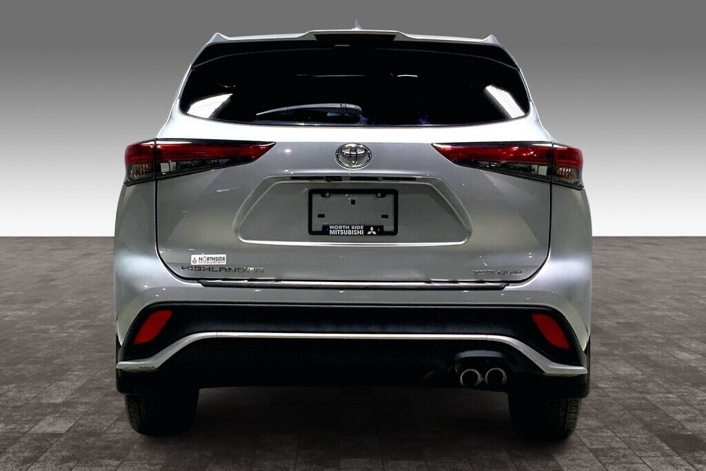 Toyota Highlander 2021