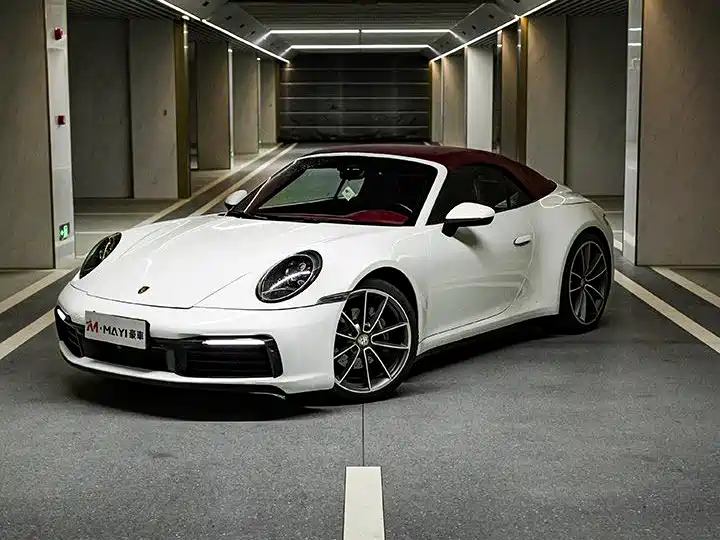 Porsche 911 2021