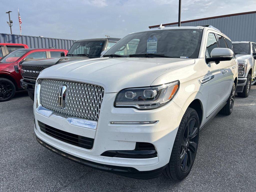 Lincoln Navigator 2024