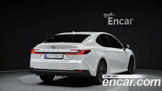 Toyota Camry 2024