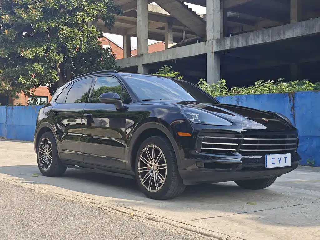 Porsche Cayenne 2021