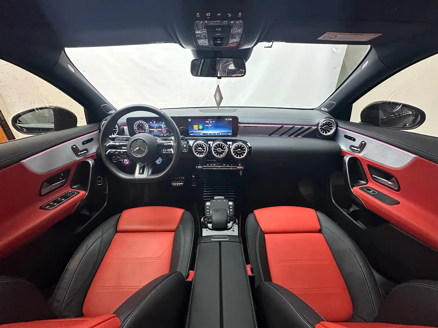 Mercedes-Benz A-Класс 2024