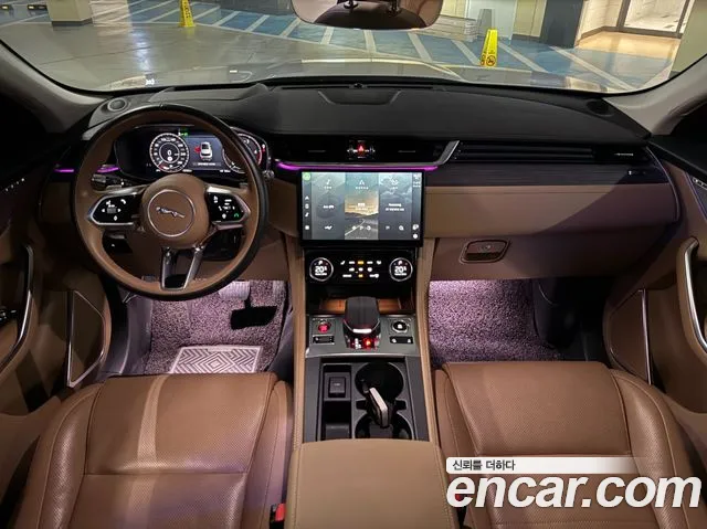 Jaguar F-Pace 2021