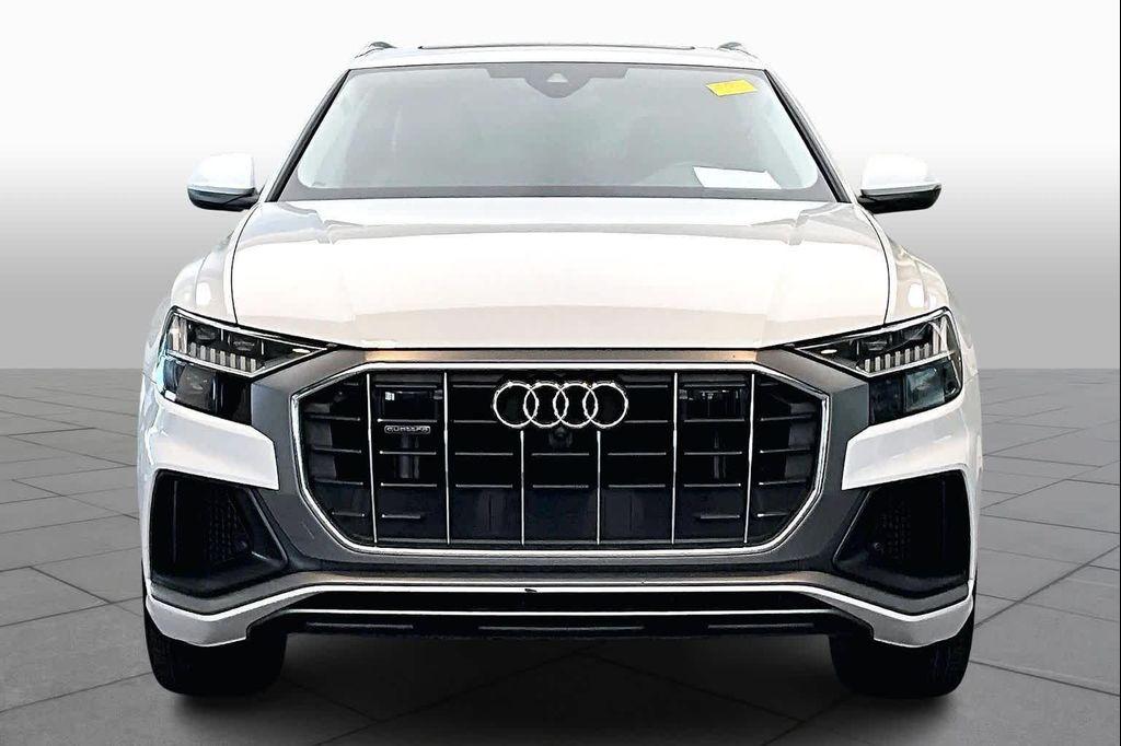 Audi Q8 2023