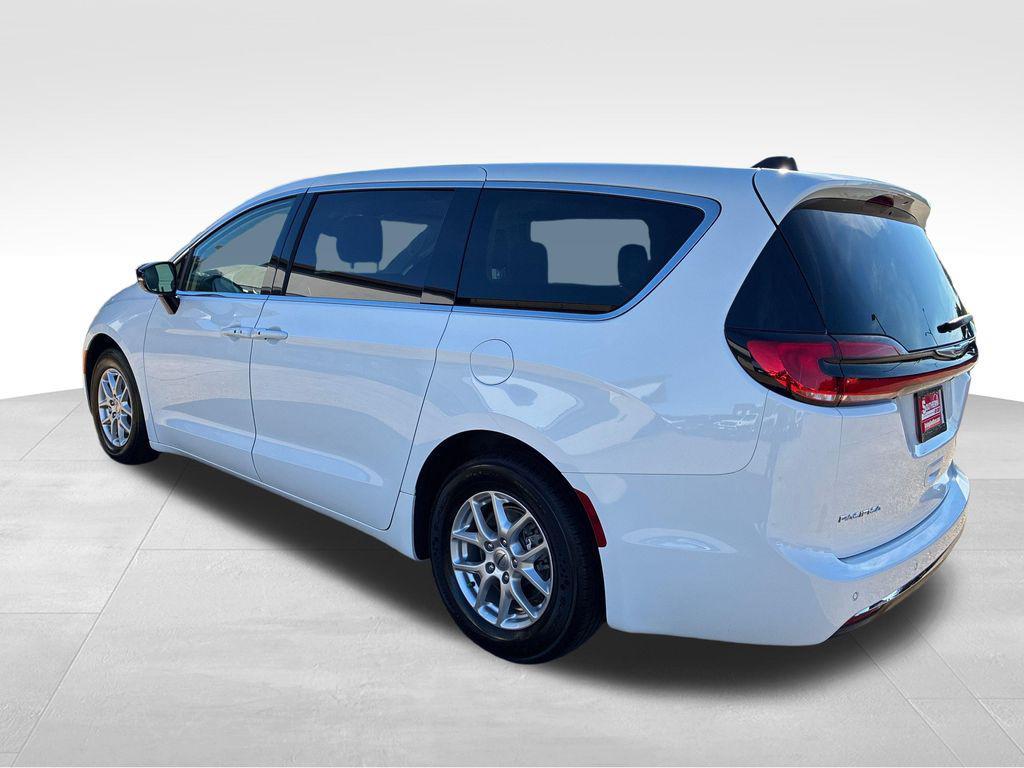 Chrysler Pacifica 2024