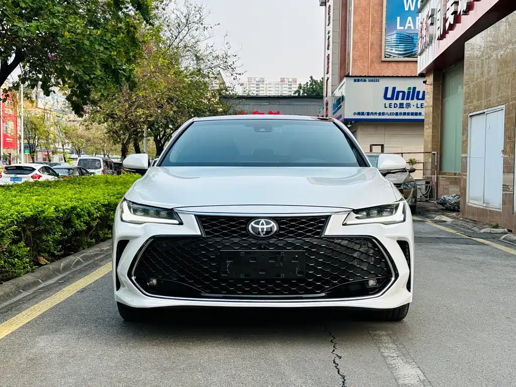 Toyota Avalon 2023