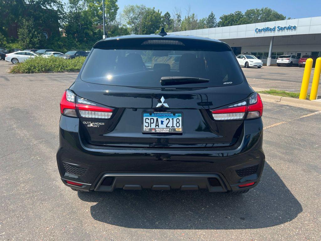 Mitsubishi Outlander Sport 2024