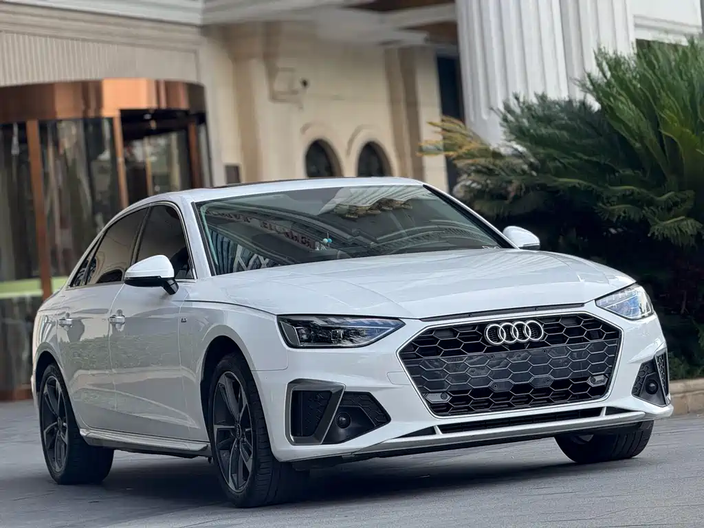 Audi A4 2021