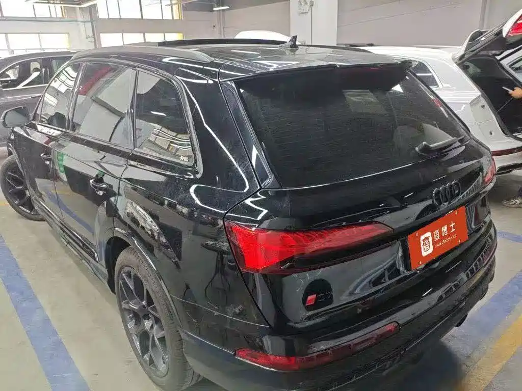Audi Q7 2025