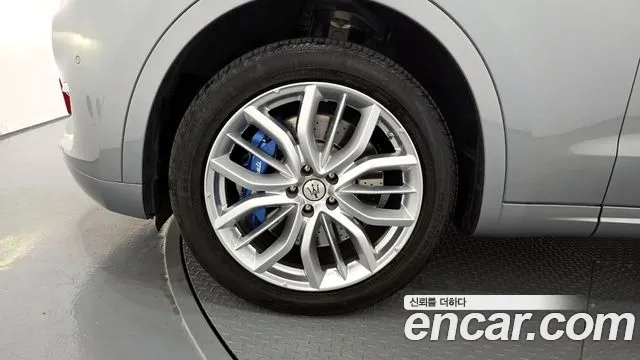 Maserati Levante 2021