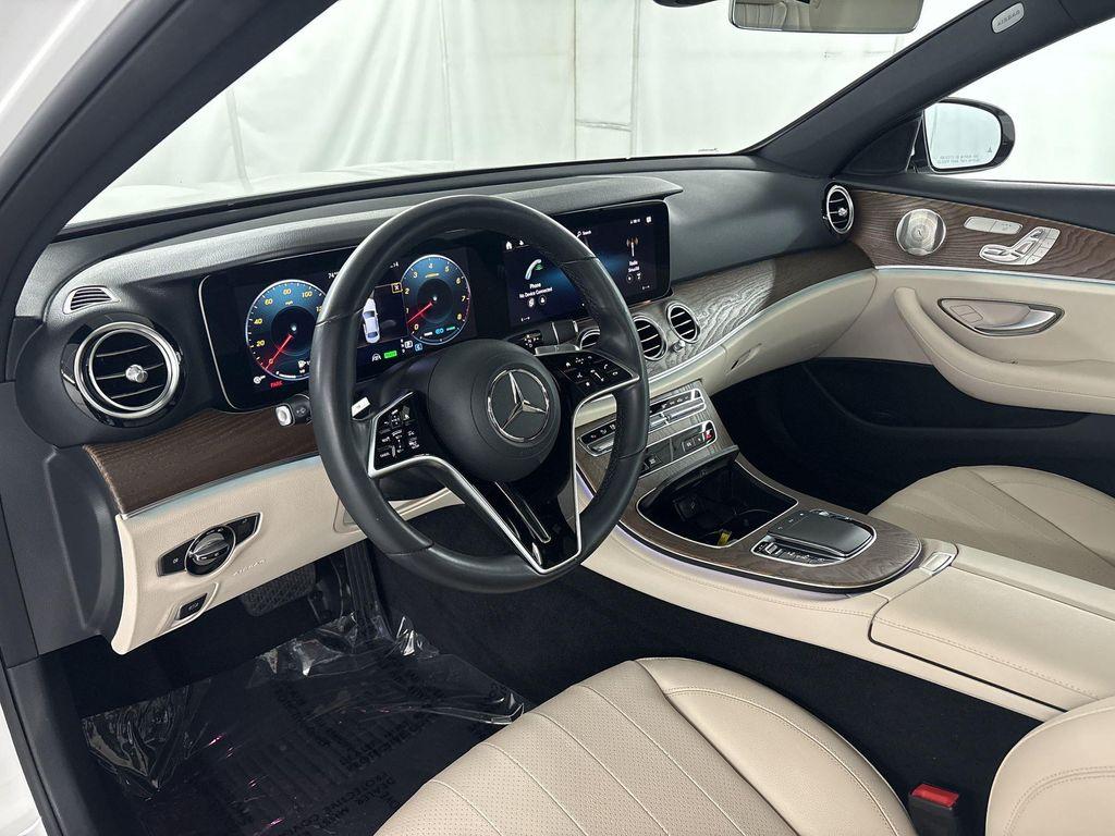 Mercedes-Benz E-Класс 2021