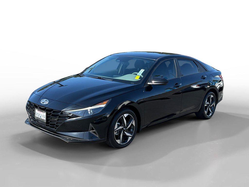 Hyundai Elantra 2023