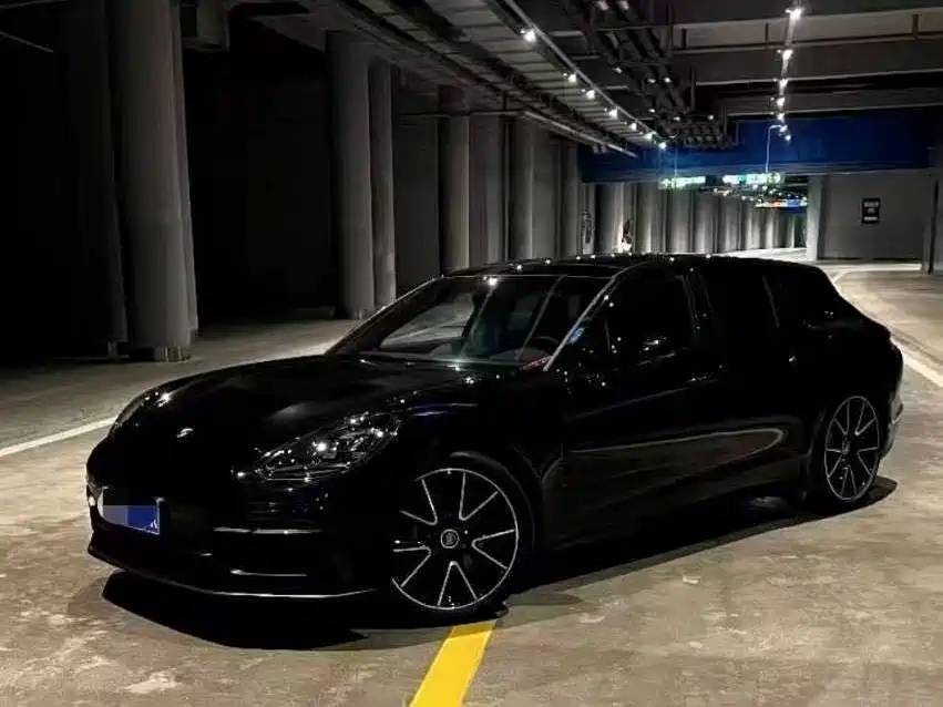 Porsche Panamera 2022