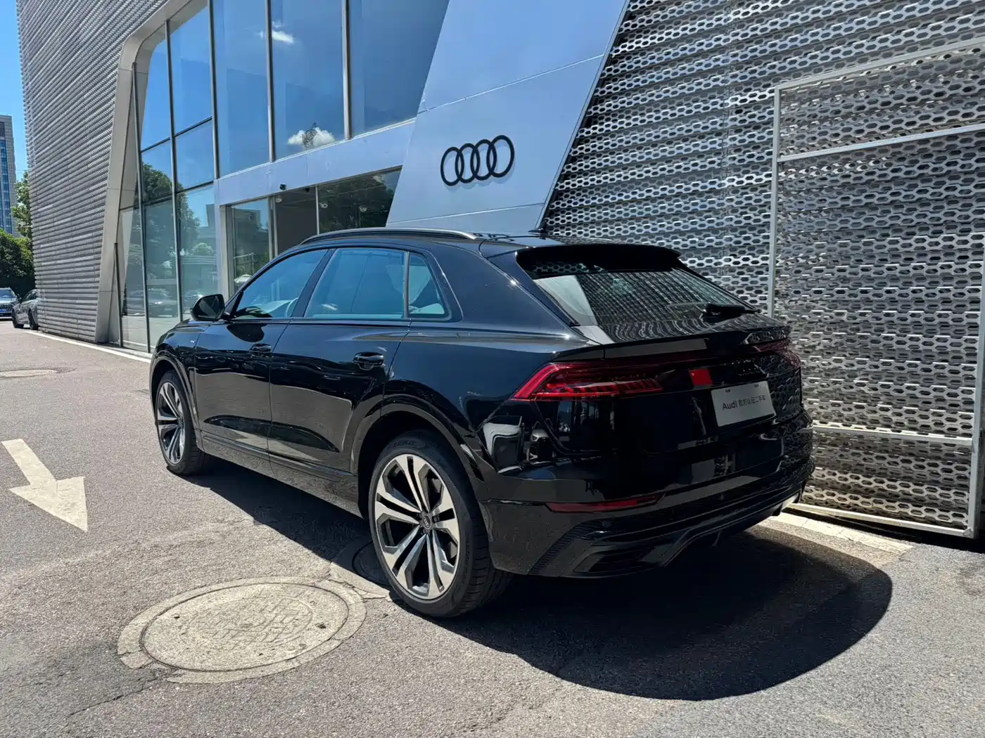 Audi Q8 2023