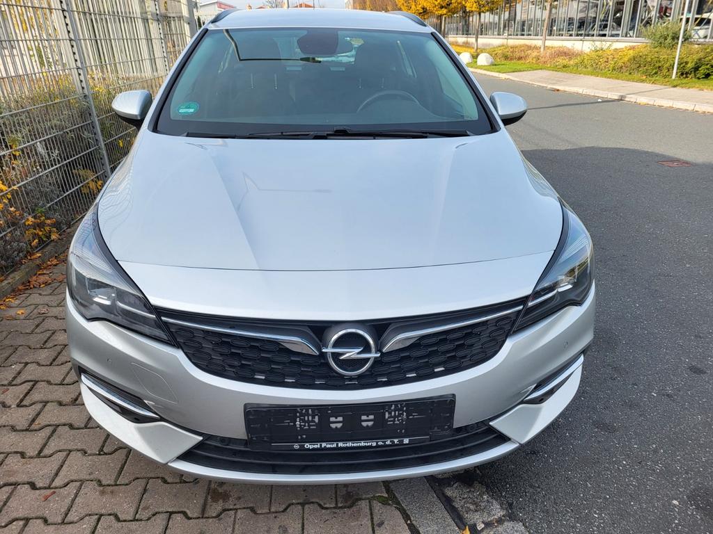 Opel Astra 2021