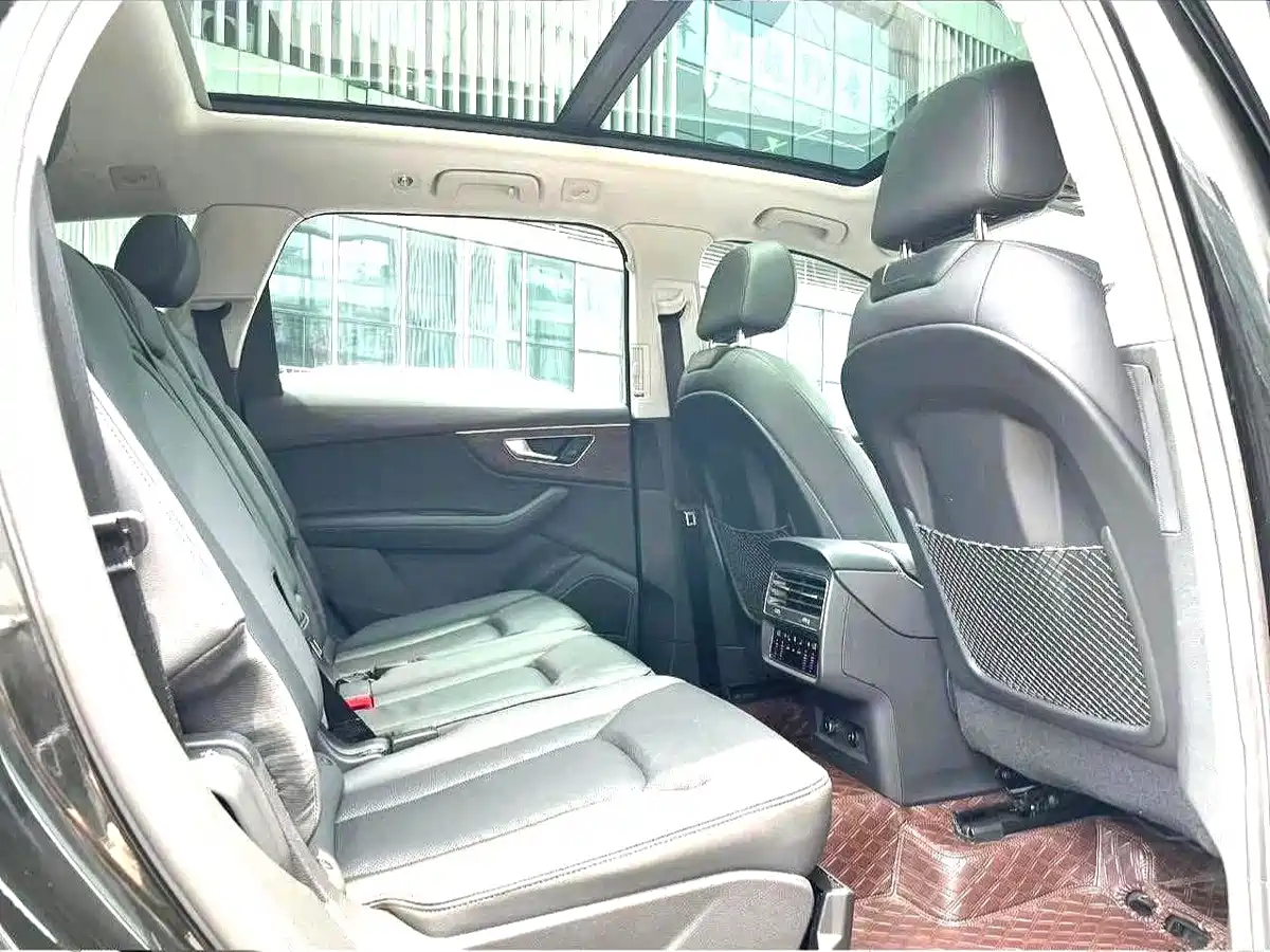 Audi Q7 2023