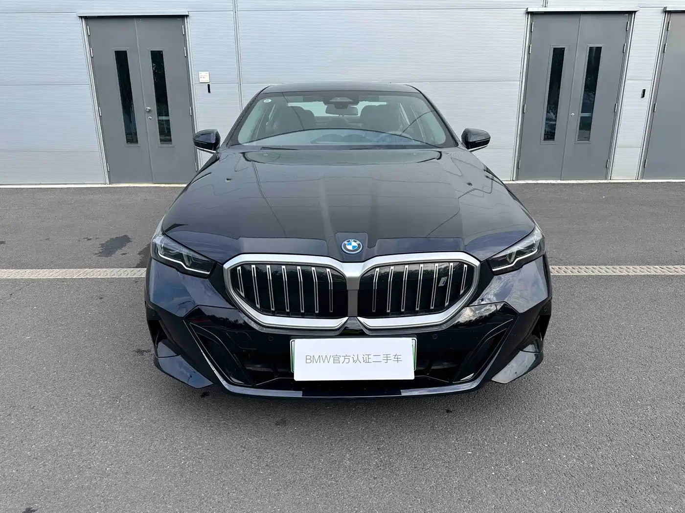 BMW i5 2025