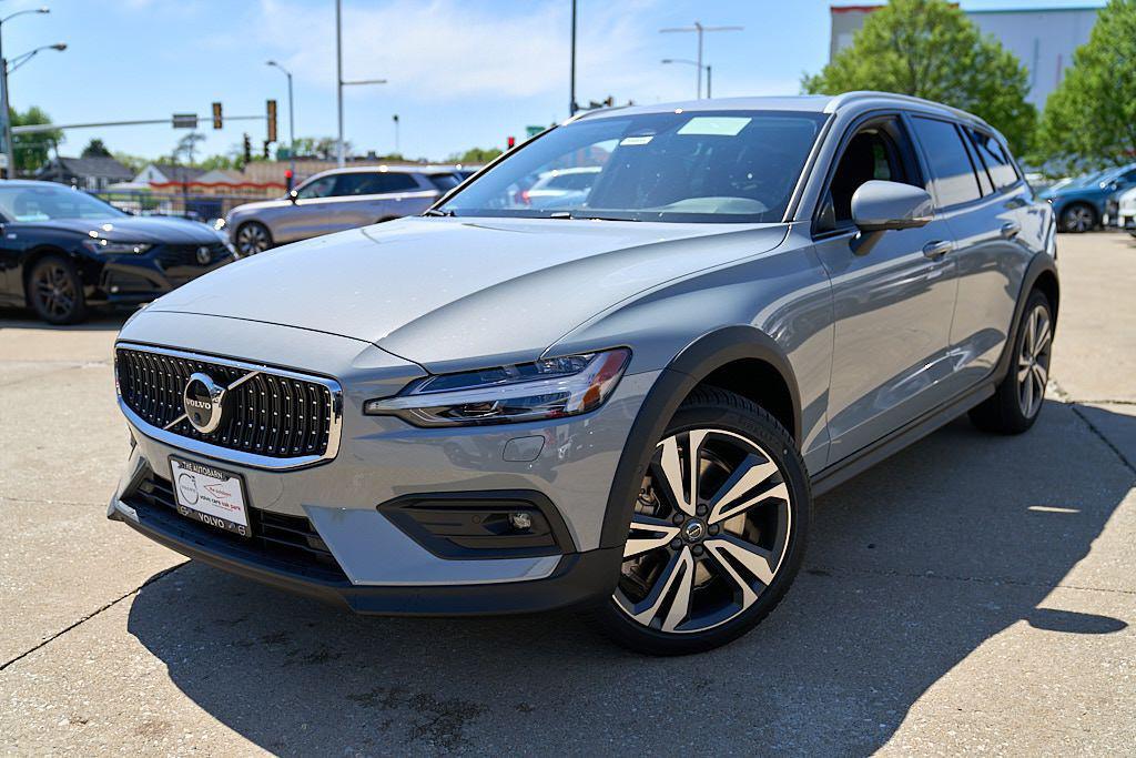 Volvo V60 Cross Country 2026