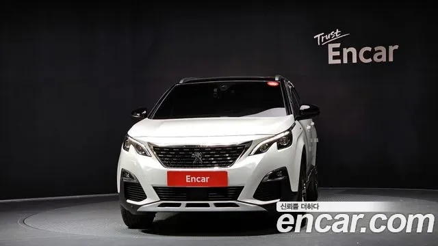 Peugeot 5008 2021