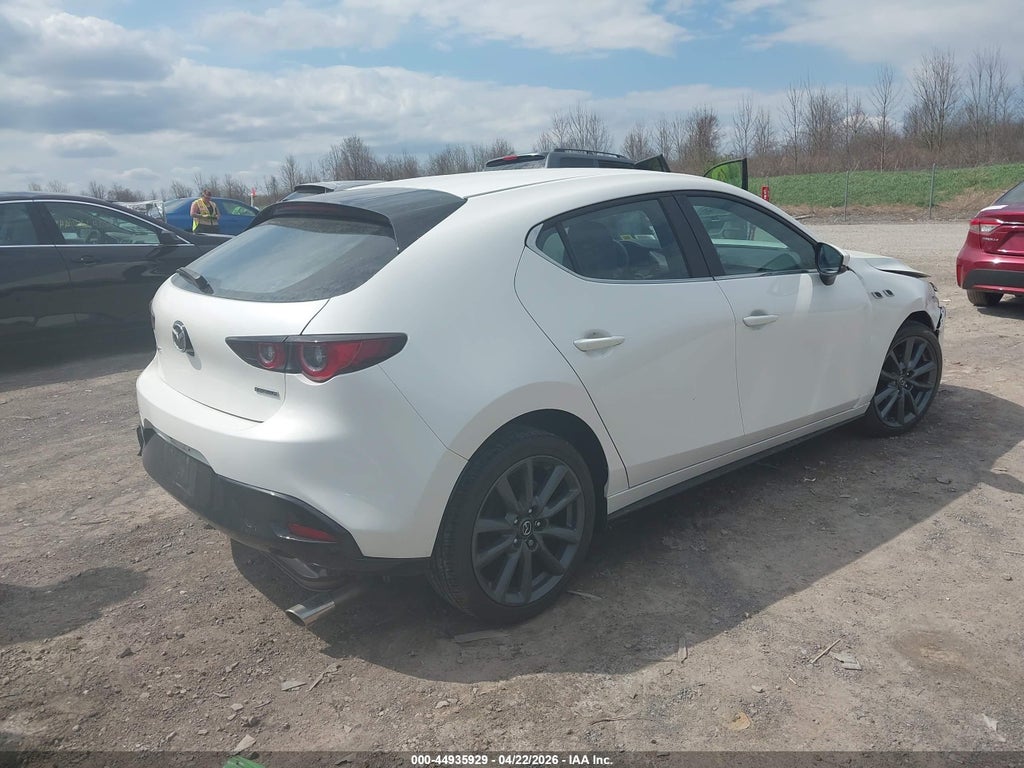 Mazda 3 2023