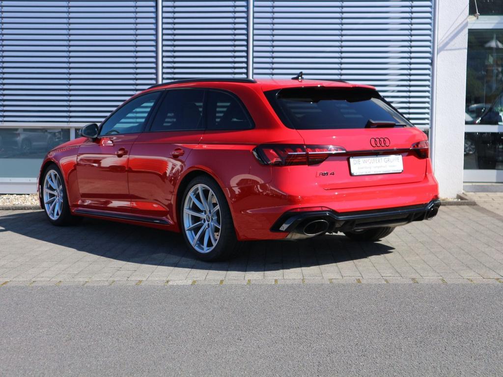 Audi RS4 2020