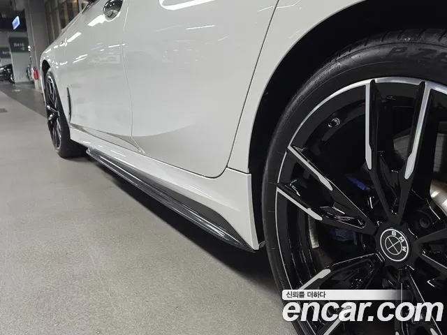 BMW 3 серии 2023