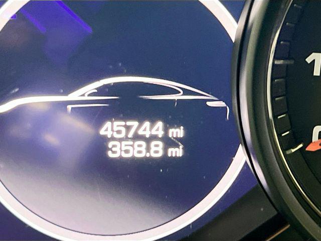 Porsche Panamera 2021