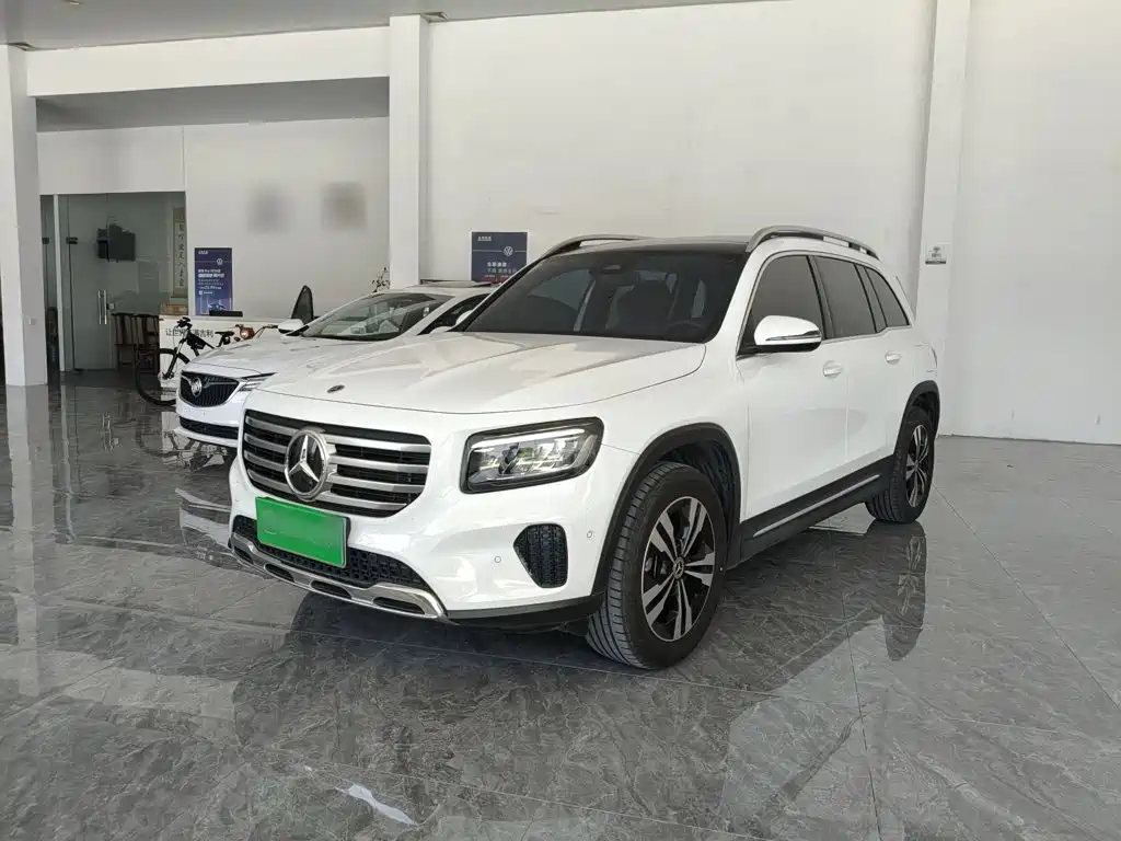 Mercedes-Benz GLB 2024