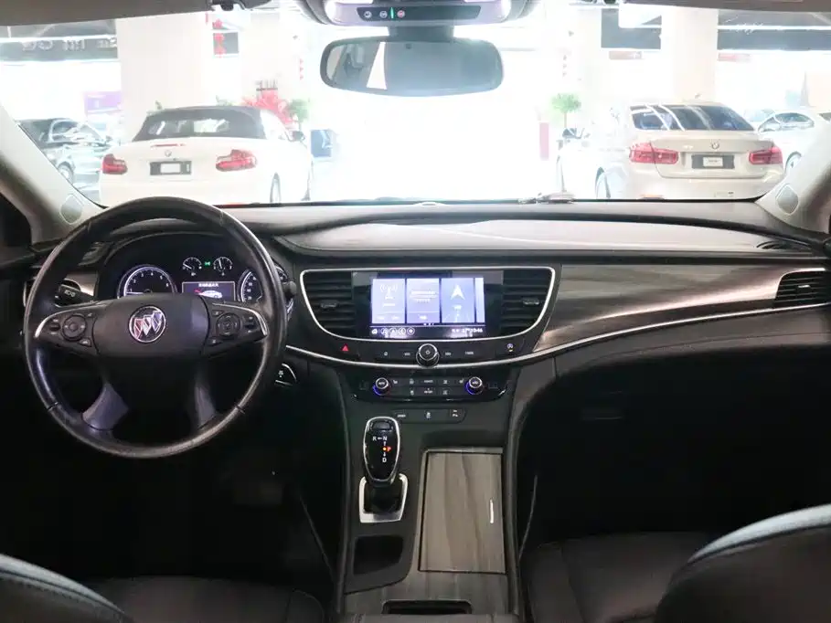 Buick LaCrosse 2021