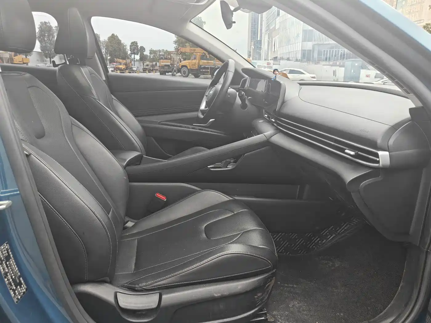 Hyundai Elantra 2022